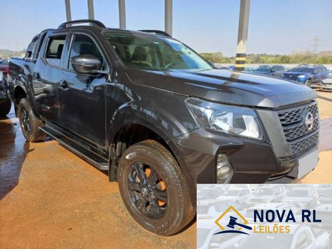 NISSAN FRONTIER 23/24