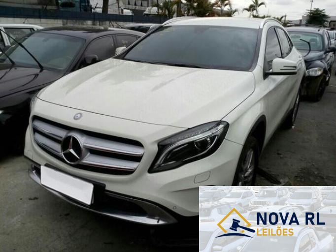 MERCEDES BENZ GLA 16/16