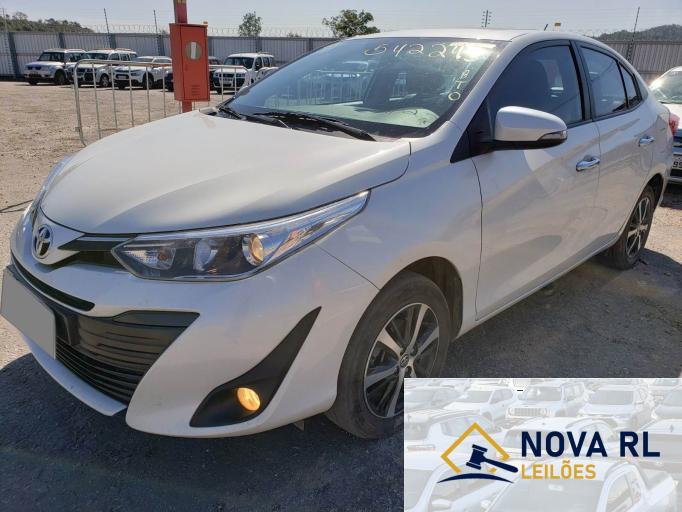 TOYOTA YARIS 19/19