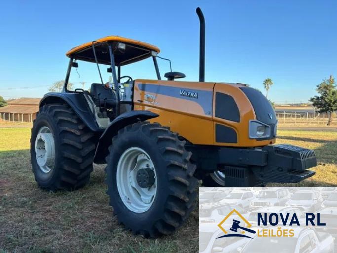 TRATOR VALTRA BM125I 4x4 2015