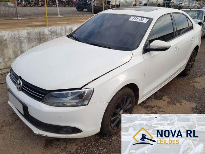 VOLKSWAGEN JETTA 13/13