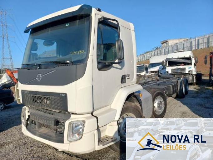 VOLVO VM-330 22/22