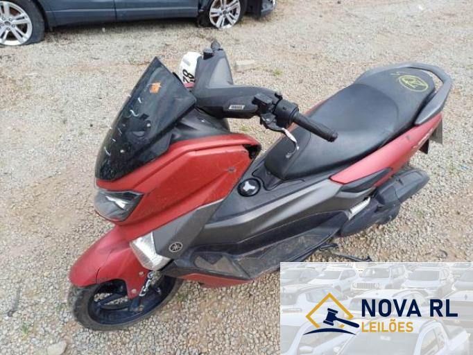 YAMAHA NMAX 19/19