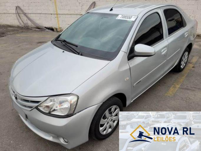 TOYOTA ETIOS SEDA 14/15