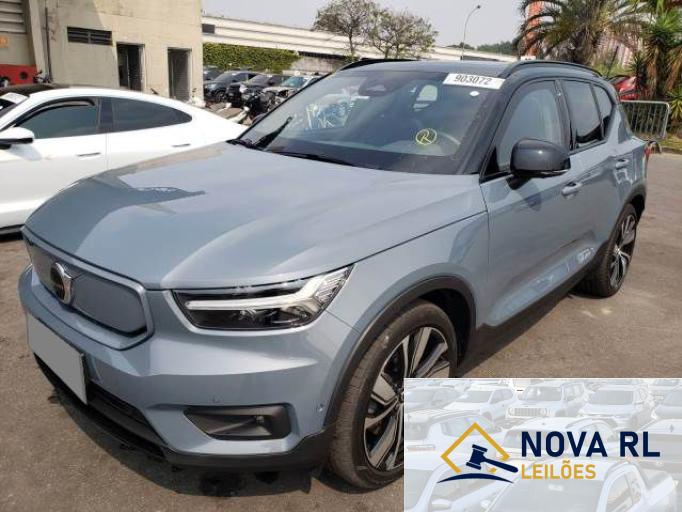 VOLVO XC40 21/21