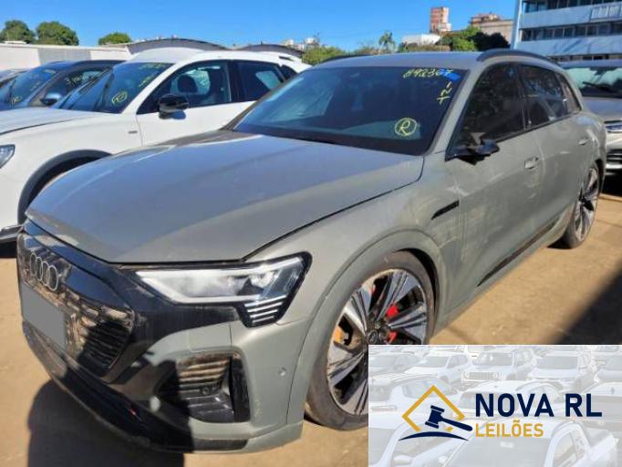AUDI Q8 E-TRON 23/24