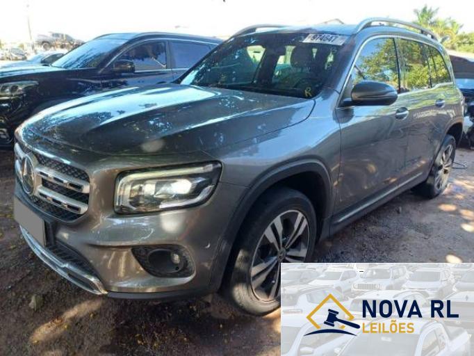 MERCEDES BENZ GLB 21/21