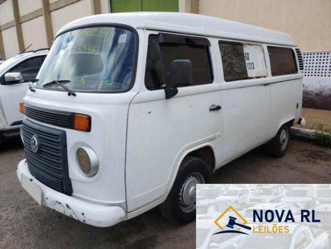 VOLKSWAGEN KOMBI 10/11