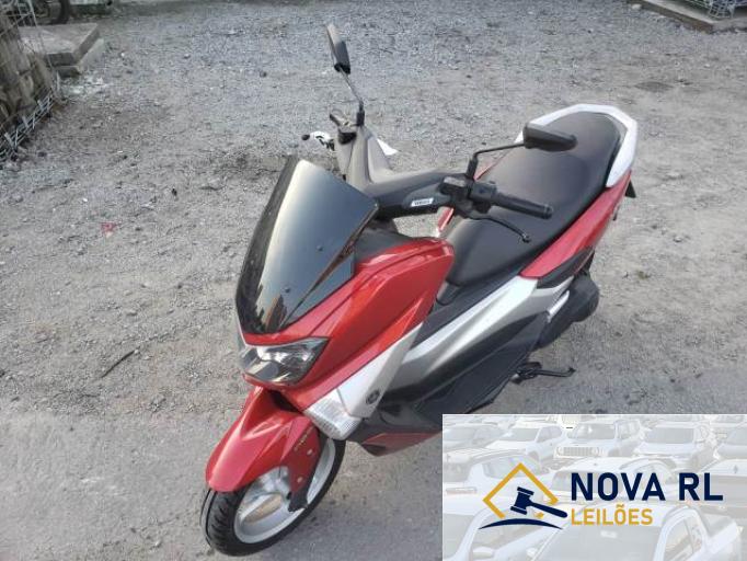 YAMAHA NMAX 17/17