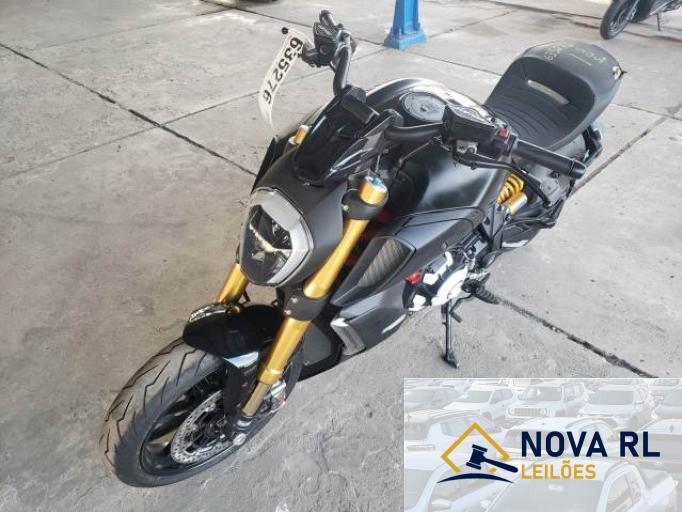 DUCATI DIAVEL 20/20