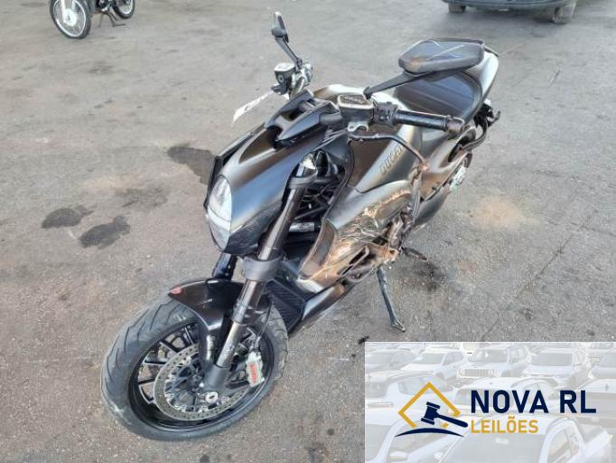 DUCATI DIAVEL 14/14
