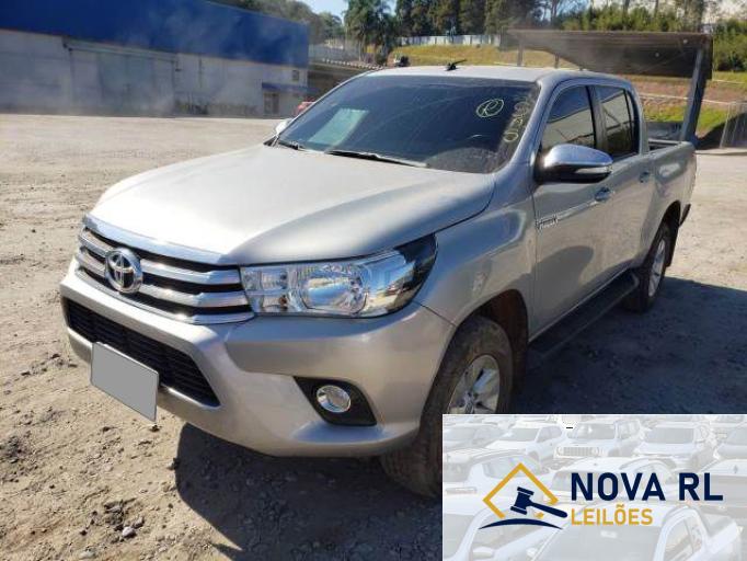 TOYOTA HILUX CD 16/16